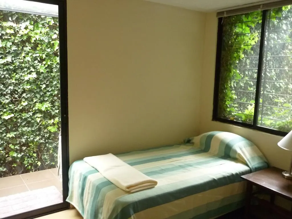 Casa La Hiedra Bed & Breakfast Nayon