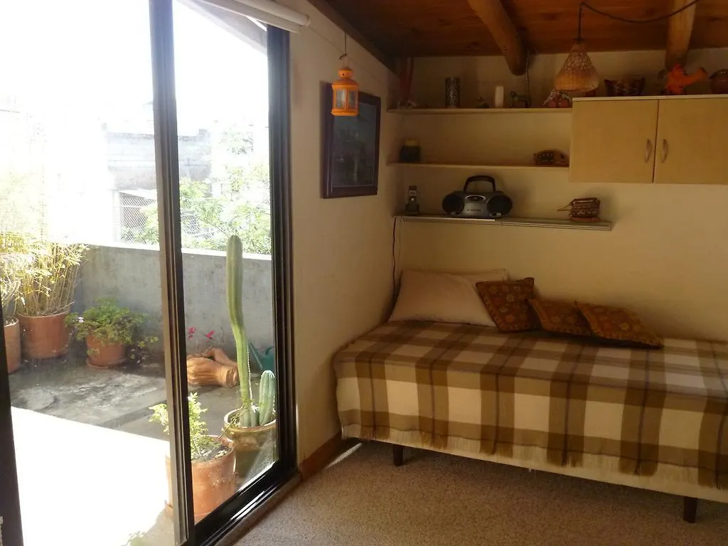 לינה וארוחת בוקר Nayon Casa La Hiedra