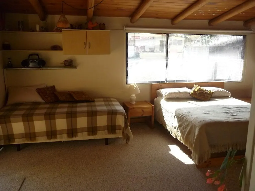 לינה וארוחת בוקר Nayon Casa La Hiedra