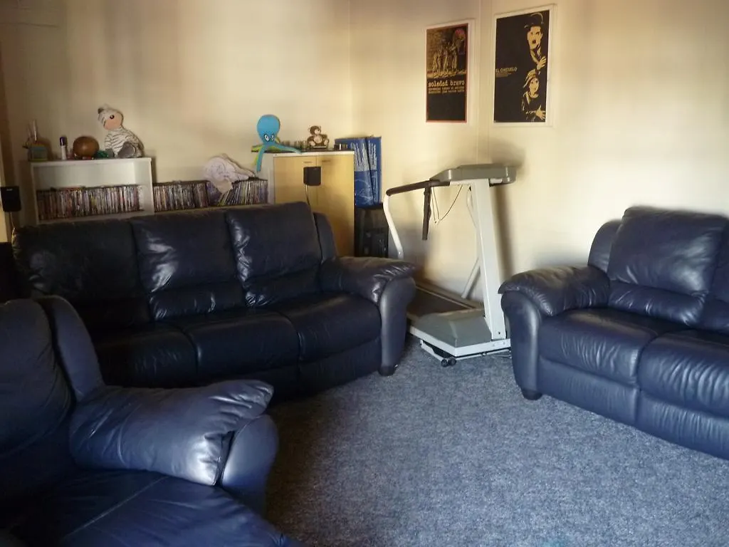 לינה וארוחת בוקר Nayon Casa La Hiedra